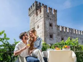 Syrmioncello - Castle Lounge