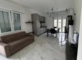 Casa Dante, hotel a Lido di Camaiore