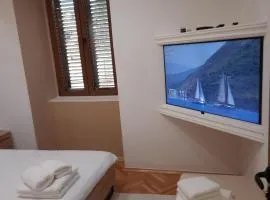 Apartman HOME Kotor