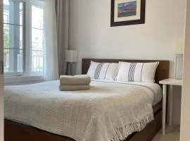 Private Room in Stratford Townhome