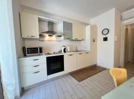 La chiocciola di Beniamino, Villasimius appartamento confort, parking gratuito, fronte bus Arst, navetta mare e postazione noleggio monopattini elettrici