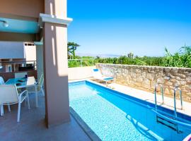 Pyrgos Spring pool apartment, hotelli kohteessa Maleme