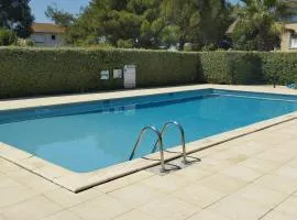 Résidence calme avec piscine