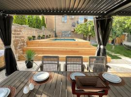 Luxury Villa in Yerevan, hotel v Jerevanu