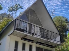 Termales el Ocho Villa Santa Helena, hotel v destinaci Zetaquira