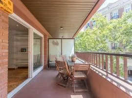 Apartment Barcelona Rentals - Classic Bonanova Apartment