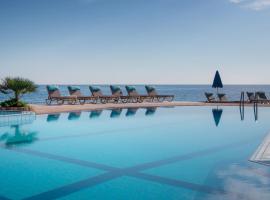 Pyrgos Beach Hotel Apartments, family hotel in Malia