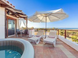 Chris Sea View Apt with Hot Tub, hotel a Gouves