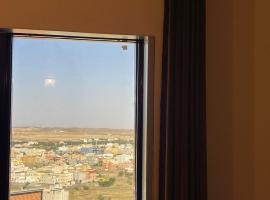 0547ouujg, Hotel in Al Buwaţah