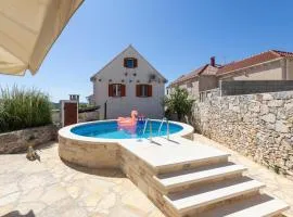 Holiday House Tramonto with Pool, Sunset View & Pet Friendly, Donji Humac, Brač