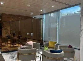 D eco wellnes center