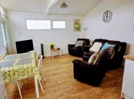 Foxys Seaside Retreat