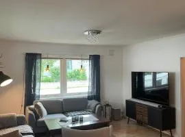 The Urban Escape Walk to Train, Bus & City Center