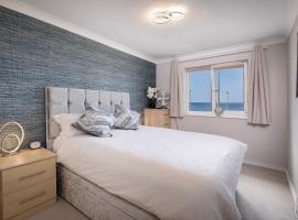 The Beachcomber - seafront, free parking, free wifi, ξενοδοχείο σε Cleveleys