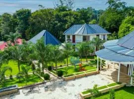 Hellens Riverside Villas