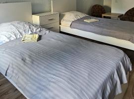 Vir&scaron;utinė 9 1 kambarys, hostel em Klaipėda