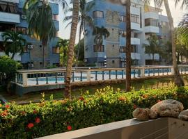 Vikingos de Tolú, a un Salto de las Islas, hotel i Tolú