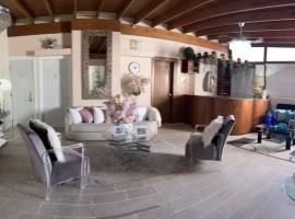 hermosas habitaciones، إقامة في منزل في لا رومانا