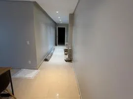 Linda cobertura duplex em Itaúna