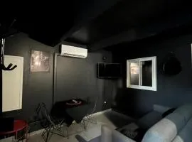 Cozy stay 2 steps from everything
