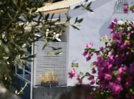 Loula's Cottage