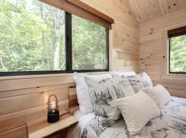 PineHaus - Brand New Log Cabin at Harvard Brook