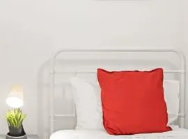 Comfy Single Room - Serene Spot in South Hurstville - Shared Bathroom