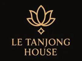 Le Tanjong House