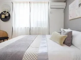 Hotel-Like Simmons Bed Couple Disney Shinjuku