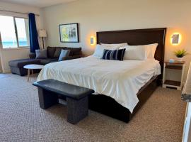 Shorewater Resort Beachfront King Bed Studio, condo σε Qualicum Beach