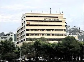 Hotel Veniz