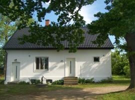 Bokeslundsgårdens Farmstay, hotel v destinaci Hörby