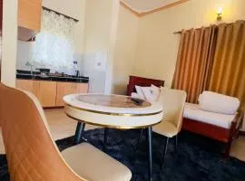 Golden hotel and apartments