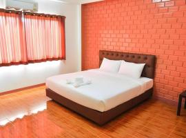 Bussarakam Place Hotel, hotel en Ban Chamun (2)