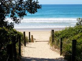 Viesnīca Surf Beach Motel Coffs pilsētā Kofshārbora