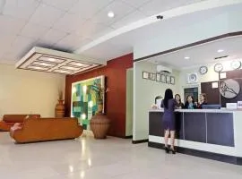 Holiday Spa Hotel