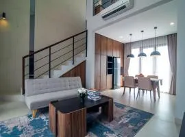 De'Kunyit Villa