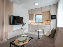 TRITA SK - Lebenski A27 - Infrasauna - Brand new - Parking