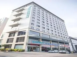 City Comfort lnn Dayi High-speed Railway Station
