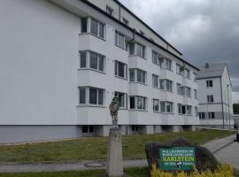 Schülerwohnheim Karlstein, hotel v destinaci Karlstein