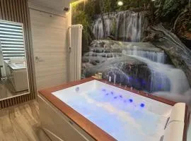 Lakes and Mountains Magic Holiday House