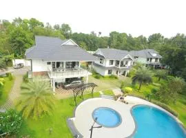 River Terrace Resort And Spa