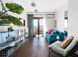 La Maison du Théâtre- Panoramic View Apartment by BiNoBi!