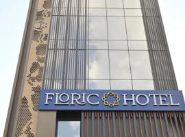 Floric Hotel, hotel v destinaci Jāmb