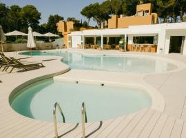 Ses Eufabietes Apartments & Restaurant, apartment in Sant Francesc Xavier