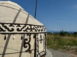 Yurt camp Barskoon