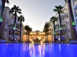 Pool view שלושה חדרי שינה