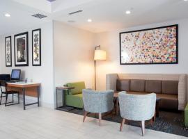 Holiday INN Express, hotel cerca de Aeropuerto de Orange County - MGJ, Chester