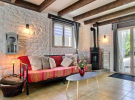 Gîtes du Cosquer, Hotel in Malguénac