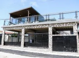 4 Bedroom 3 Bathroom Outdoor Terrace with Amazing View